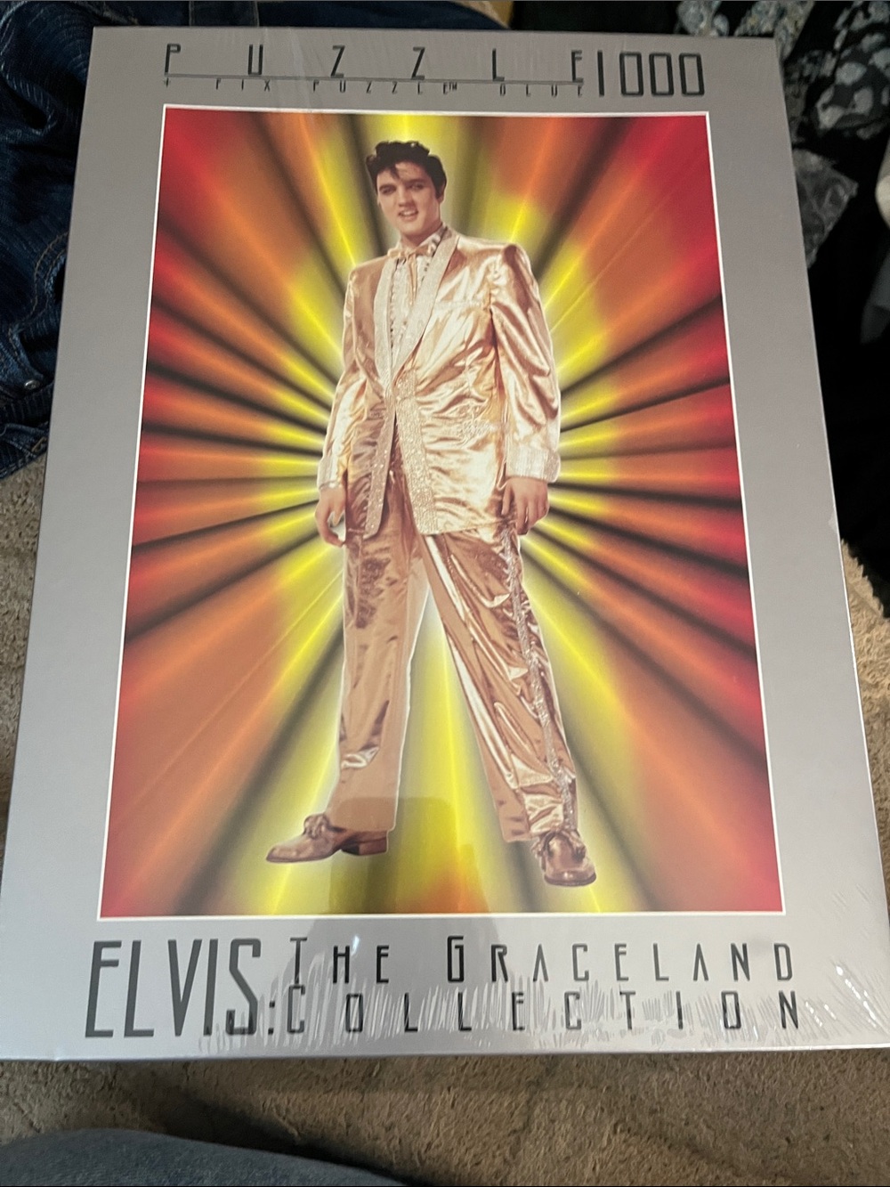 NIB Elvis The Graceland Collection Gold Suit 1000-Piece Puzzle